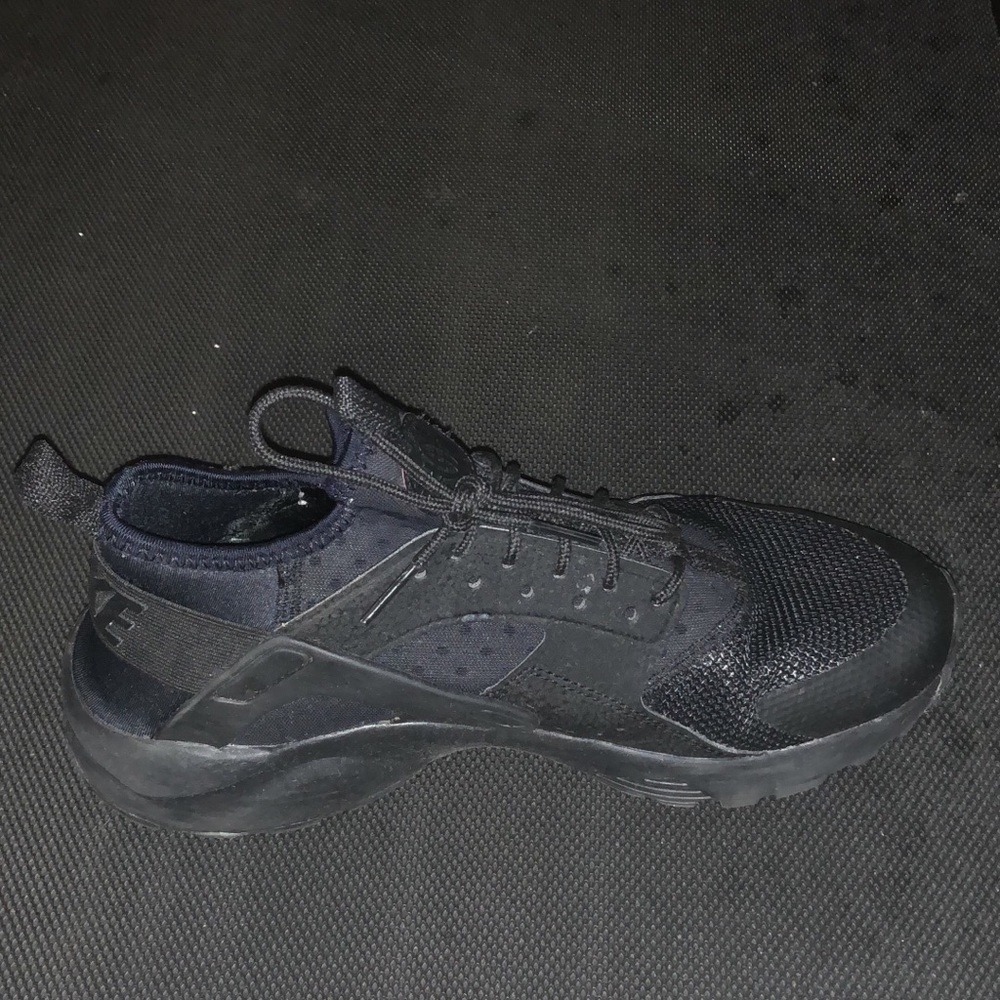 hurricane shoes